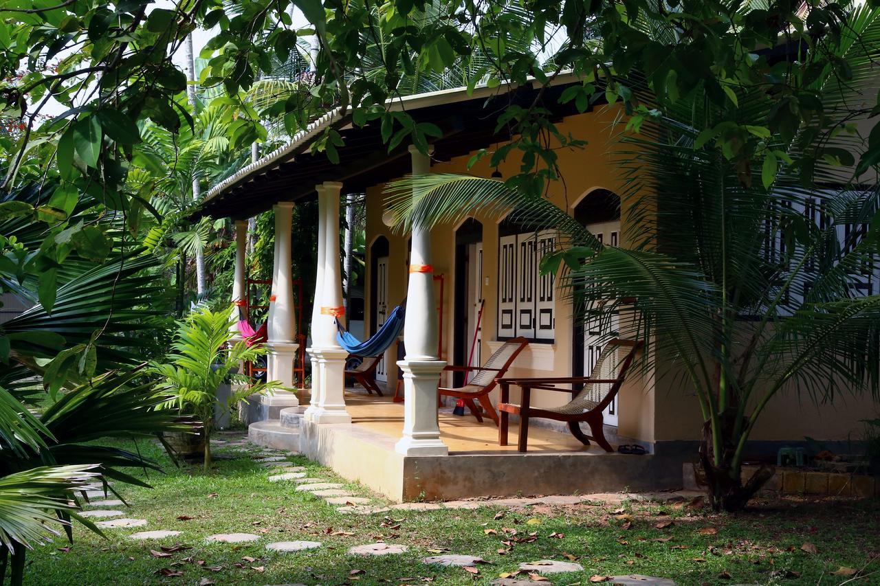 Coconut Villa Midigama East Exterior foto